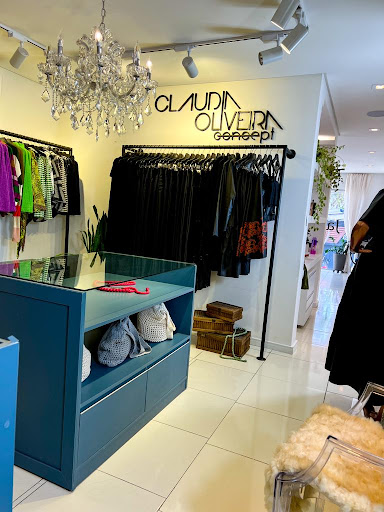 Claudia Oliveira Concept