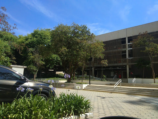 Escola Senai Armando de Arruda Pereira