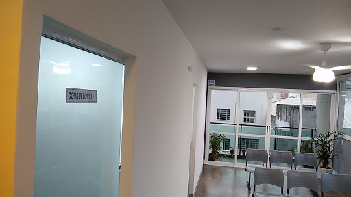 FR MEDICOS ASSOCIADOS