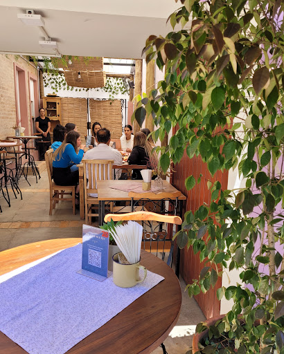 Milena Sodero Café e Bistrô