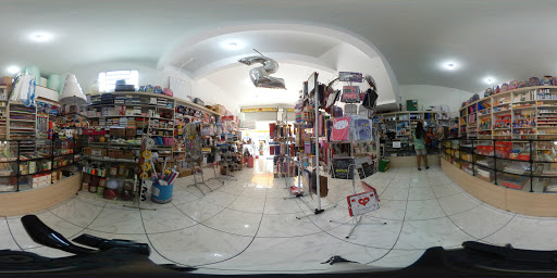 Wood Store Papelaria e Bazar